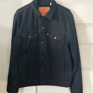 Levi’s Mens black trucker jacket medium